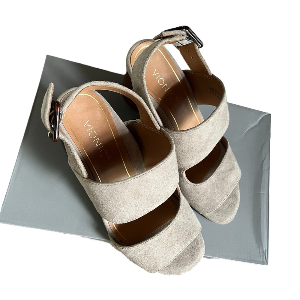 VIONIC | Bianca Suede Sandal Size 6 - Picture 2 of 10